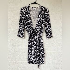 Diane bob Furstenberg Silk Black and White Wrap Midi Dress